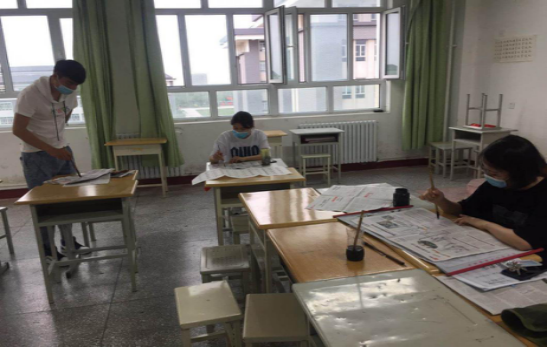 【官方足球世俱杯新闻】传承优秀传统文化 ——建筑工程分院书法社团开展活动
