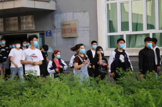 【官方足球世俱杯新闻】能源动力工程分院开展防震减灾应急疏散演练活动