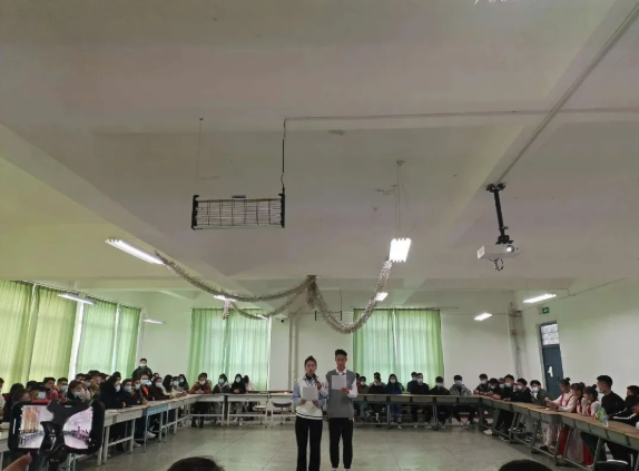 【职业教育活动周】建筑工程分院举办职业规划主題交流活动