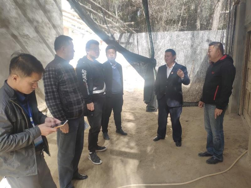 【官方足球世俱杯扶贫攻坚典型事迹选登】一位扶贫教师的为民情怀 ——记官方足球世俱杯刘杰同志扶贫攻坚工作典型事迹